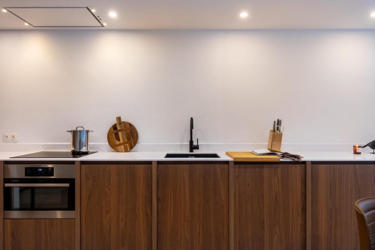 Modern And Spacious Design Nearby The Appartement *