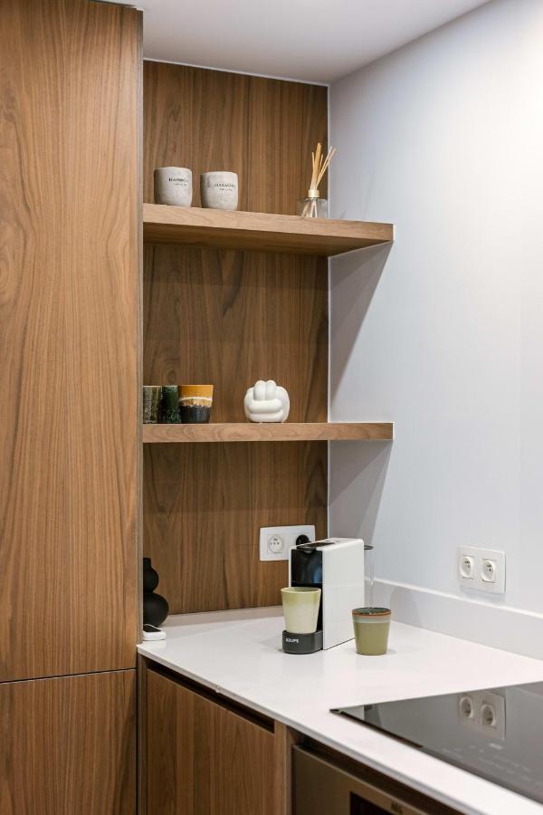 Modern And Spacious Design Nearby The *